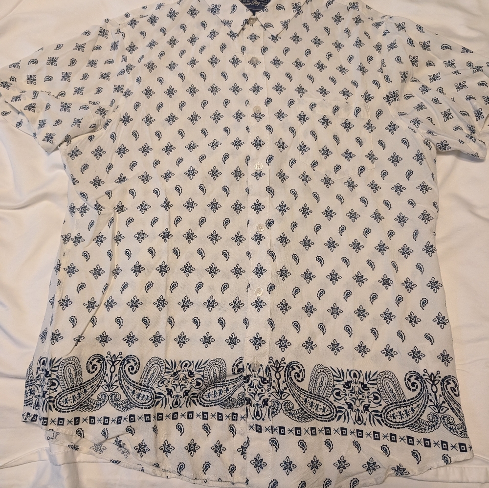 Men's White and Blue Paisley Shirt